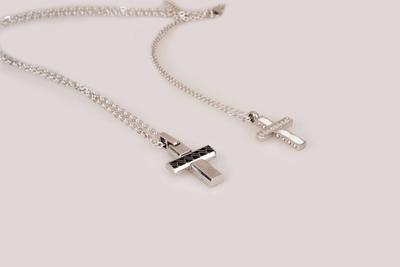 Silver  Stainless Steel Necklace with Cross pendant  for women or Man+XZN003
